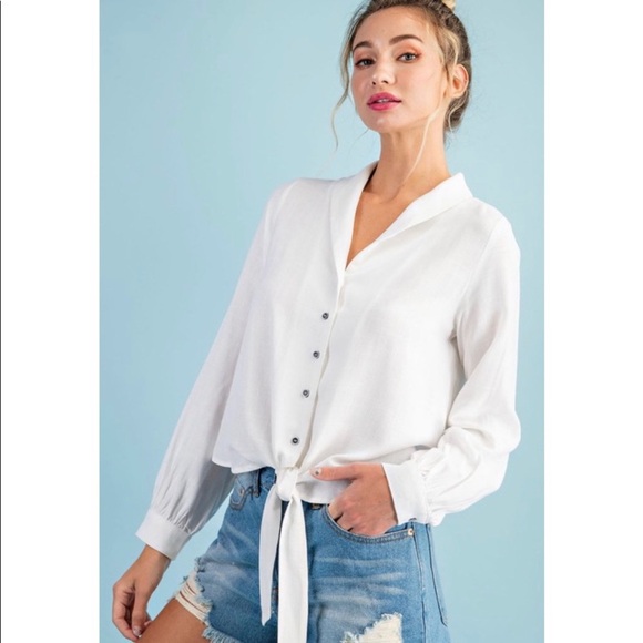 🛍New So Chic Long Sleeve Top! - Picture 1 of 6